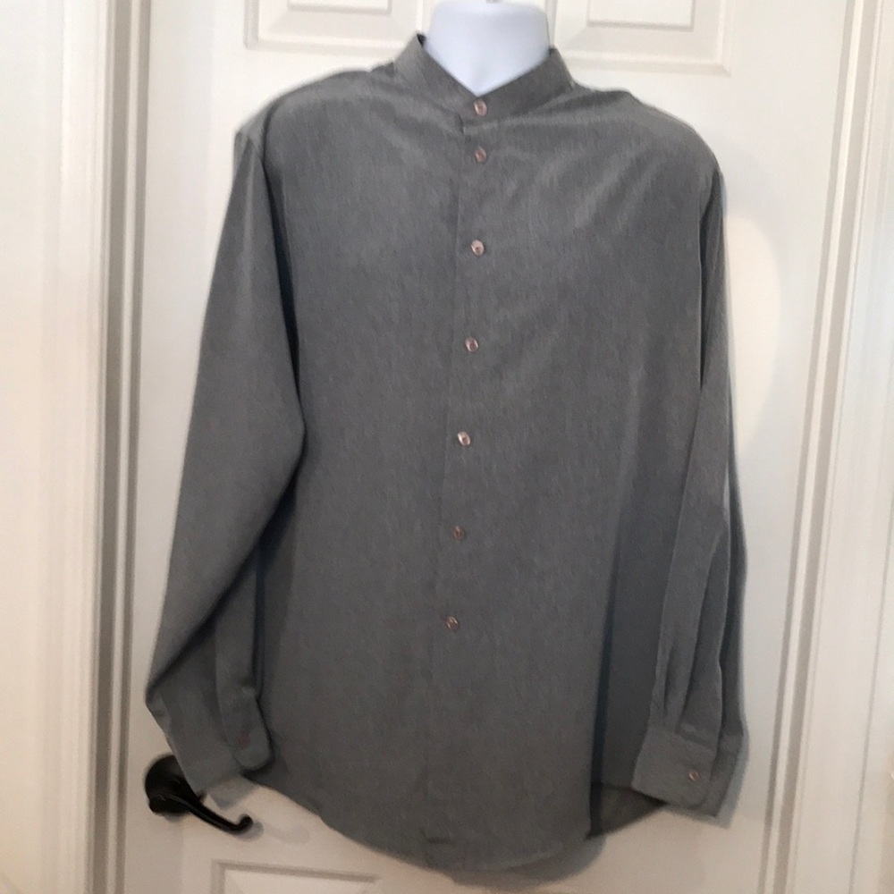 Men’s Elliott button down gray shirt